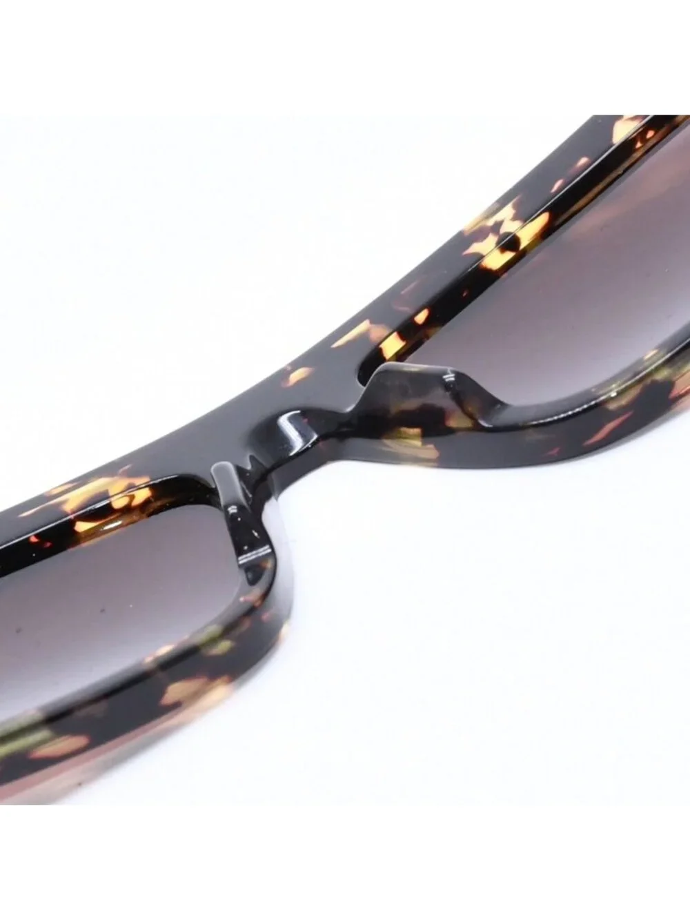 Bottega Veneta Side Logo Sunglasses Eyewear 18 145 Gold